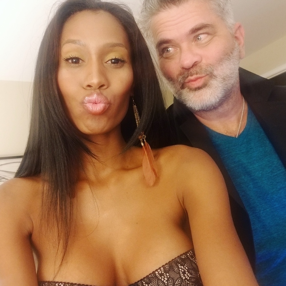 Meet your Posher, Simoni